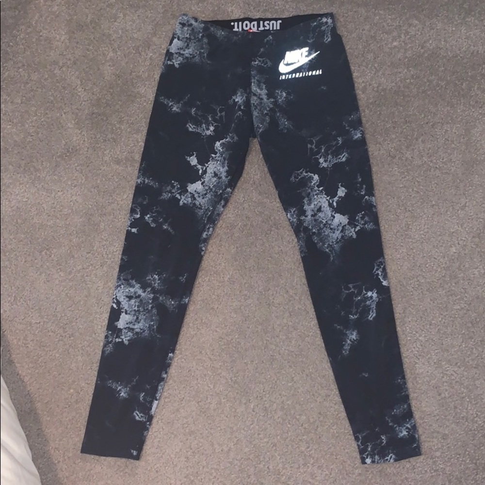 Nike leggings